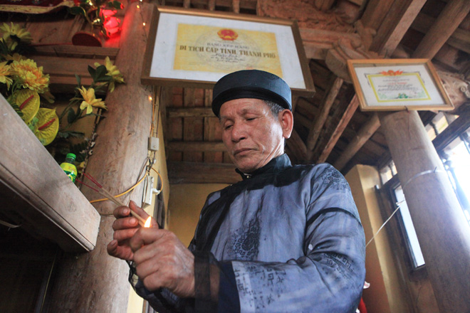 Miếu Đụ Đị trước giờ đôi vợ chồng làm chuyện ấy